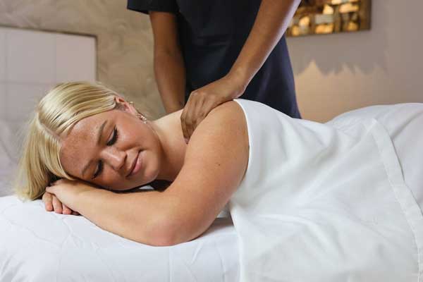 Benefits of Massage Therapy for Fibromyalgia Pain Relief