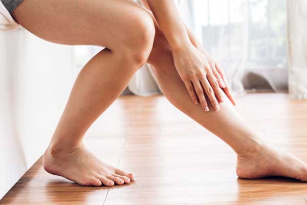 causes-of-weak-legs-associated-with-fibromyalgia