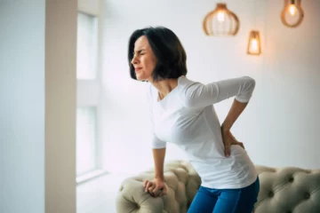 Signs Your Back Pain Won't Go Away
